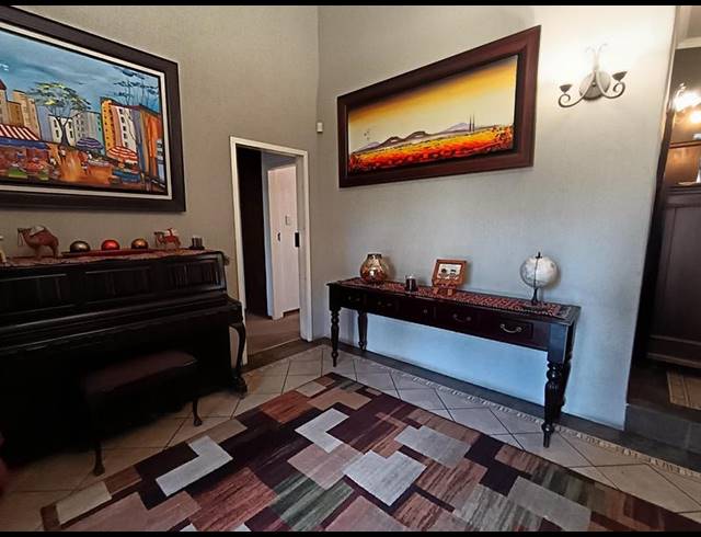 3 BEDROOM HOUSE FOR SALE IN SUNNYRIDGE